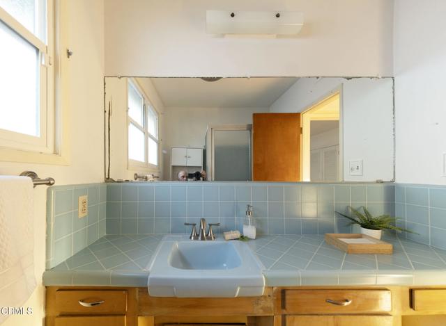 Detail Gallery Image 23 of 31 For 1995 Paloma St, Pasadena,  CA 91104 - 3 Beds | 2 Baths