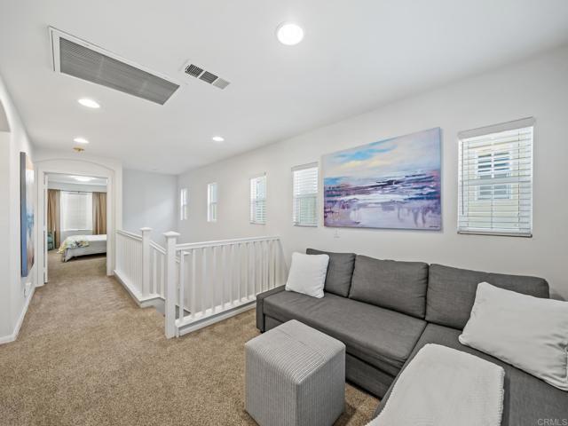 Detail Gallery Image 7 of 40 For 3416 Paseo De Fuentes, National City,  CA 91950 - 3 Beds | 2/1 Baths