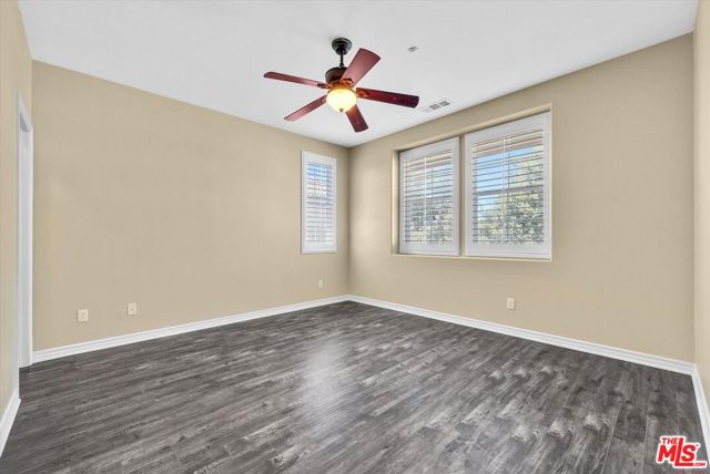 5611 Scharf Avenue, Fontana CA: https://media.crmls.org/mediaz/e3bd20b3-6b18-46d3-b684-dab871f27d3a.jpg