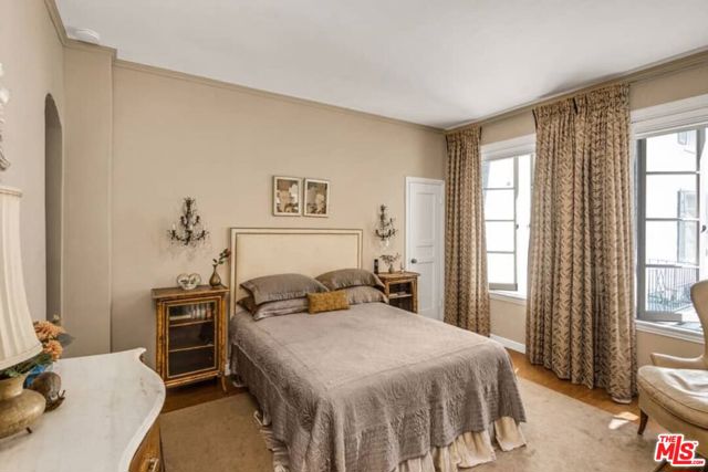 1416 Havenhurst Drive, West Hollywood CA: https://media.crmls.org/mediaz/e3bd6fdf-a77f-4c66-b533-74c3b6709f4a.jpg