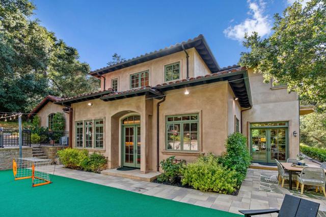 11860 Francemont Drive, Los Altos Hills CA: https://media.crmls.org/mediaz/e3bd81e6-41ff-4994-b49d-ce6bc90ad1dd.jpg