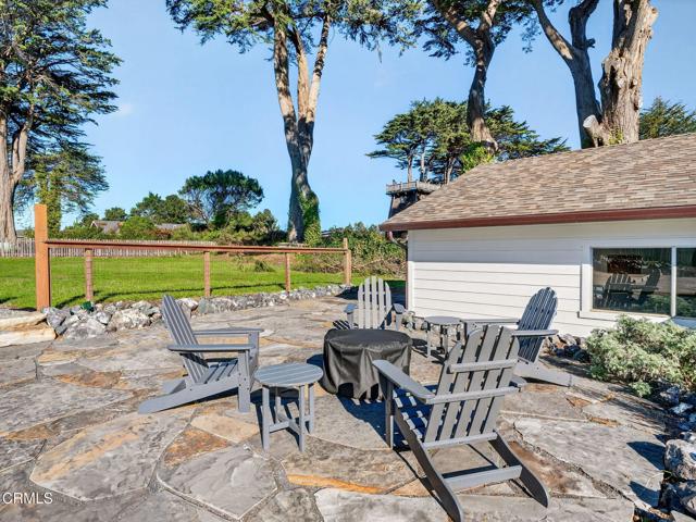 Detail Gallery Image 39 of 56 For 44900 Little Lake Rd, Mendocino,  CA 95460 - 5 Beds | 2/1 Baths