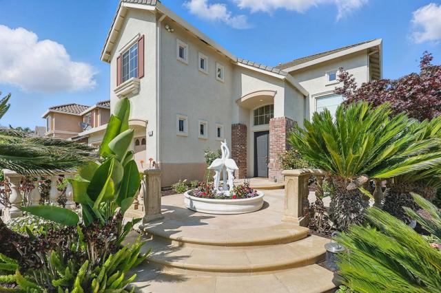 4038 Emerald Isle Lane, San Jose CA: https://media.crmls.org/mediaz/e3be3b67-da43-43da-9976-250c435dcf4a.jpg