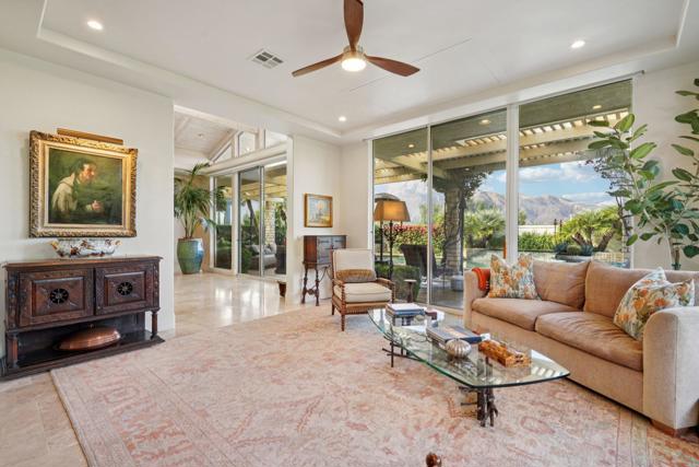 Image 19 of 55 For 74 Mayfair Drive