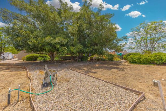 3445 Lomas Serenas Dr, Escondido CA: https://media.crmls.org/mediaz/e3c14341-ed3f-46f9-8c4c-2ec75b902b09.jpg