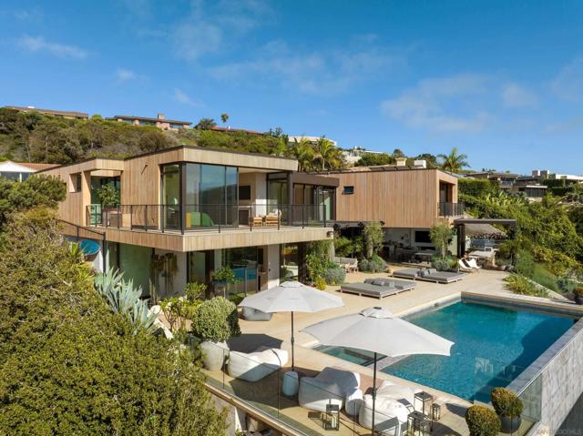 2585 Calle Del Oro, La Jolla CA: https://media.crmls.org/mediaz/e3c1d7b3-b626-42f4-91e9-3294ae808cf6.jpg