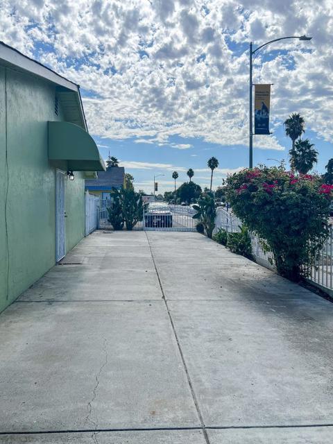 608 Balfour Drive, San Jose CA: https://media.crmls.org/mediaz/e3c20228-a2f9-4e61-8f6c-ad42fad7582a.jpg