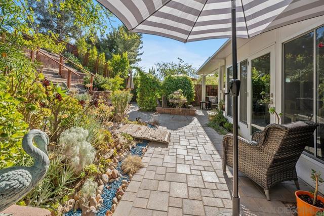 8455 Nentra St, La Mesa CA: https://media.crmls.org/mediaz/e3c2df26-6635-430f-a9eb-15830ebdde90.jpg