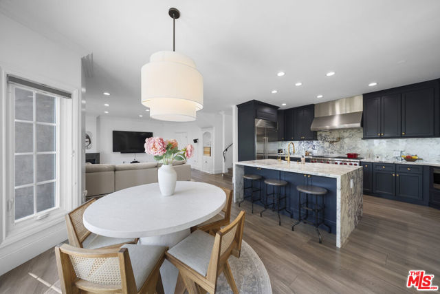 Image 34 of 49 For 12917 Galewood Street