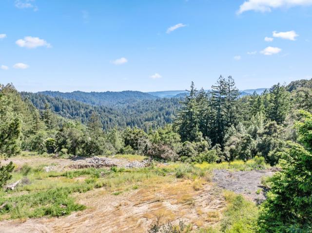 22981 Highway 17, Los Gatos CA: https://media.crmls.org/mediaz/e3c3e459-e9c3-491d-b4af-70824852143c.jpg