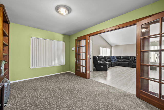 Detail Gallery Image 4 of 21 For 1531 Lakehurst St, Oxnard,  CA 93030 - 4 Beds | 2 Baths