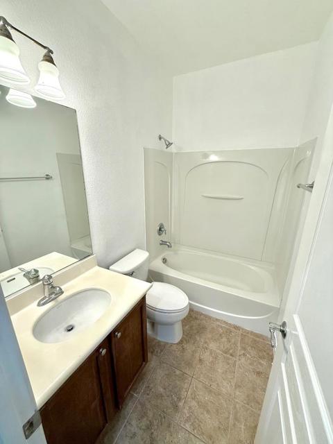 2726 Holly Street, San Pablo CA: https://media.crmls.org/mediaz/e3c5ca26-e5f4-416a-bdcd-ba83bc7e4401.jpg