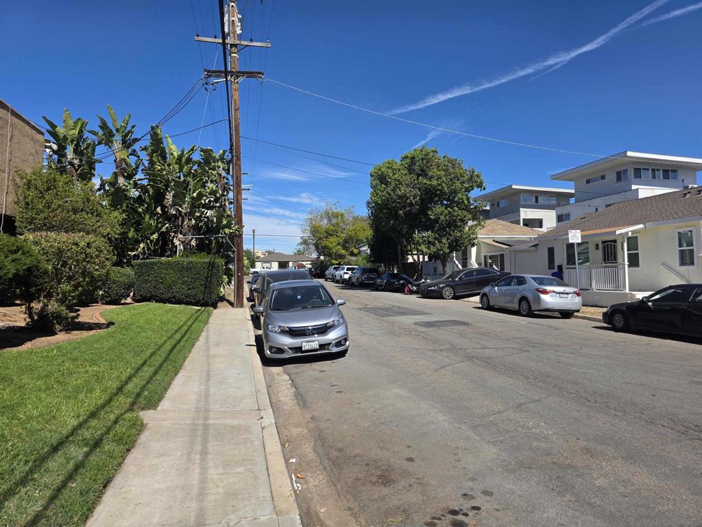 4844 68th St - photo 4