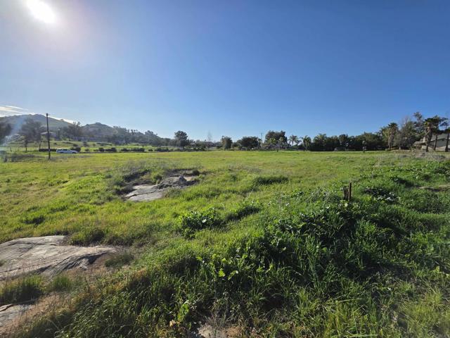 Detail Gallery Image 2 of 4 For Amigos, Ramona,  CA 92065 - – Beds | – Baths