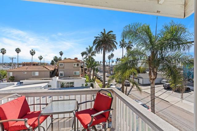 Detail Gallery Image 17 of 33 For 1114 Tait Street #H,  Oceanside,  CA 92054 - 2 Beds | 1/1 Baths