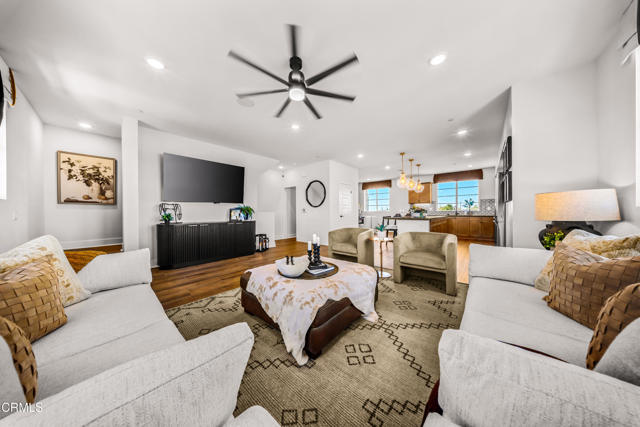 Detail Gallery Image 11 of 51 For 2862 via Descanso, Camarillo,  CA 93012 - 3 Beds | 2/1 Baths