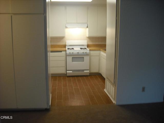 Detail Gallery Image 7 of 8 For 2717 Jill Pl, Port Hueneme,  CA 93041 - 3 Beds | 2 Baths