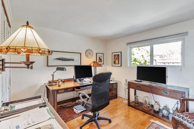 1025 Tamarind Street, Montara CA: https://media.crmls.org/mediaz/e3c76bbd-77bf-4565-ac8f-ce43aa857671.jpg