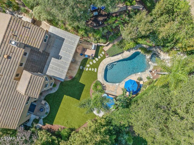 1732 Crooked Trail Place, Westlake Village CA: https://media.crmls.org/mediaz/e3c84ddd-1ebc-4a3a-8d64-86efd8792715.jpg