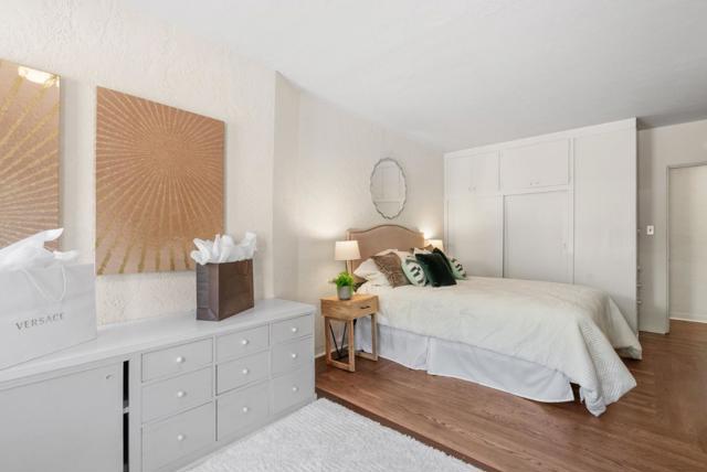 1003 Walnut Avenue, Santa Cruz CA: https://media.crmls.org/mediaz/e3c86bf8-a26e-423e-968b-ef3870286121.jpg