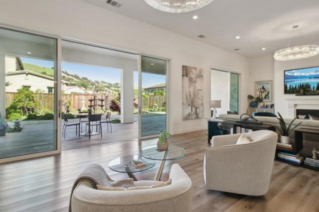 2170 Via Orista, Morgan Hill CA: https://media.crmls.org/mediaz/e3c8bdec-7913-4784-aaf8-a8646ebf10a5.jpg