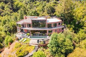 15345 Bohlman Road, Saratoga CA: https://media.crmls.org/mediaz/e3c9508a-36bf-4101-9ecd-5a6cd4593379.jpg