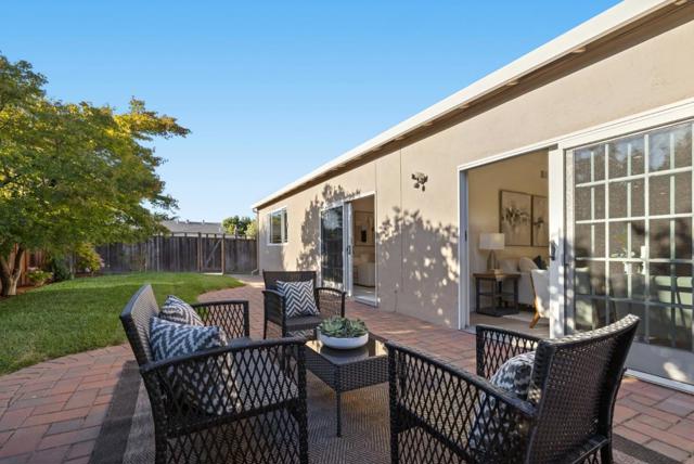 626 Harvester Drive, Foster City CA: https://media.crmls.org/mediaz/e3c9f30d-a936-4a13-a4e7-665901e16950.jpg
