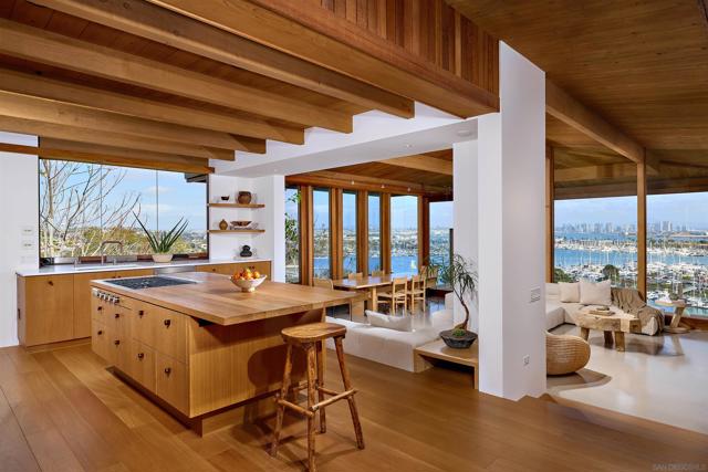 3016 Rogers Street, San Diego CA: https://media.crmls.org/mediaz/e3cb28f9-820a-4171-8246-b2d3d468d062.jpg