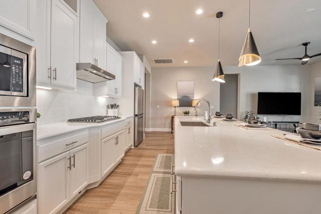 2408 Dilip Drive, Manteca CA: https://media.crmls.org/mediaz/e3ccc94a-3d5e-4057-b0cf-c9b9cafda534.jpg