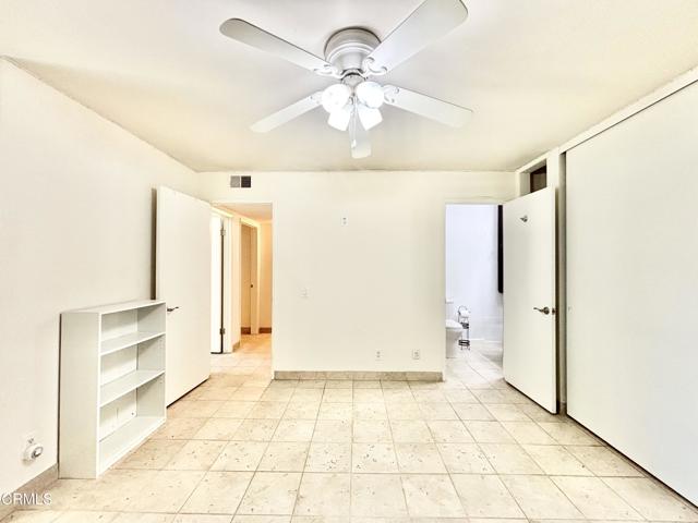1300 Saratoga Avenue, Ventura CA: https://media.crmls.org/mediaz/e3cced5e-42db-4938-8561-745d2176ede6.jpg