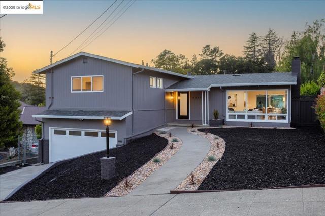 4847 Dunkirk Ave, Oakland CA: https://media.crmls.org/mediaz/e3cd7e7c-6393-4704-a748-7ef54766024f.jpg