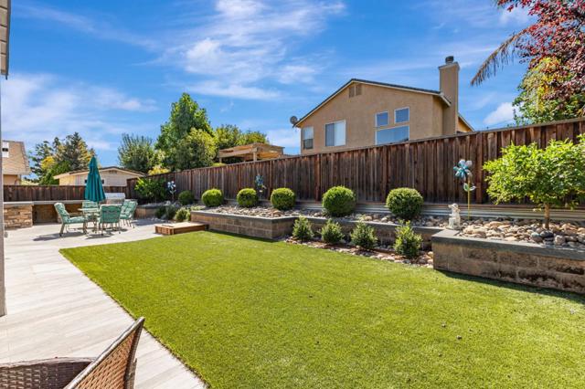 746 Alder Street, Gilroy CA: https://media.crmls.org/mediaz/e3cd91c8-eb49-4125-affd-a4b4c2259a2a.jpg