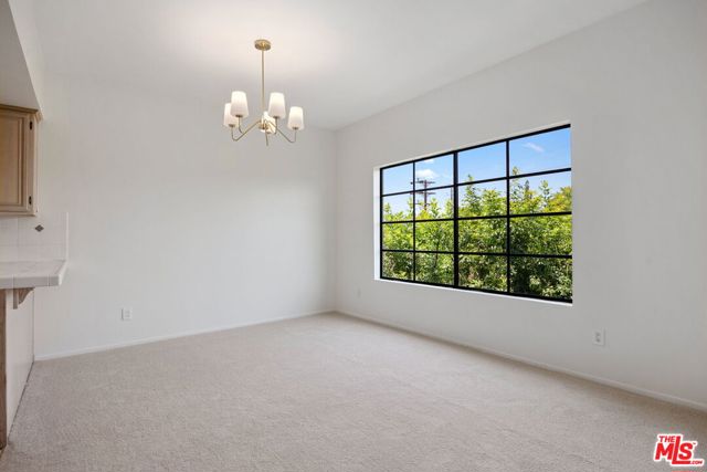 14050 Magnolia Boulevard, Sherman Oaks CA: https://media.crmls.org/mediaz/e3ce4e53-a500-410a-bbc2-d6de68d68054.jpg