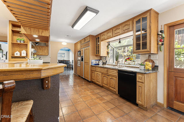 Detail Gallery Image 15 of 38 For 1100 Leonard Ave, Pasadena,  CA 91107 - 3 Beds | 3 Baths