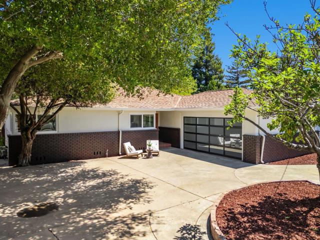520 S Bayview Avenue, Sunnyvale CA: https://media.crmls.org/mediaz/e3d0c0cf-2d7e-4b48-b1ef-07ad86b0cdaa.jpg