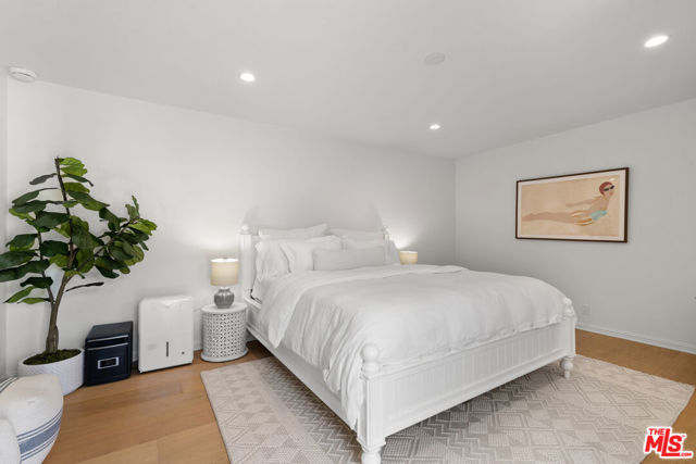 Drew Fenton | 31202 Broad Beach Road Malibu CA | MLS: 7104952