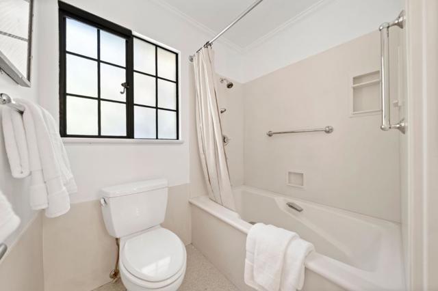 2365 Waverley Street, Palo Alto CA: https://media.crmls.org/mediaz/e3d1838c-347a-480c-8555-4d2372814460.jpg