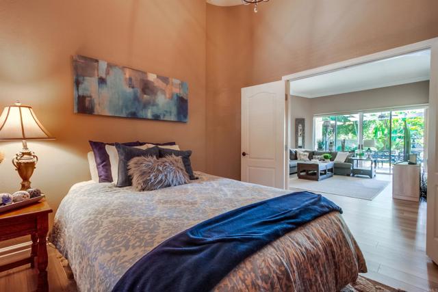 375 Camino Bailen, Escondido CA: https://media.crmls.org/mediaz/e3d19bb9-4afb-46b4-8522-34f65cdc01ab.jpg