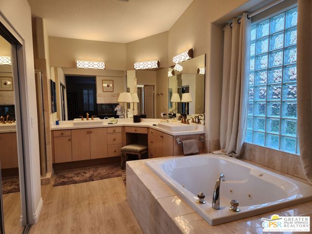 36660 Palm Court, Rancho Mirage CA: https://media.crmls.org/mediaz/e3d1ce2c-fc6e-4a27-882a-5a133f4de15e.jpg