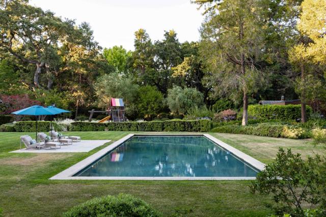 188 Fair Oaks Lane, Atherton CA: https://media.crmls.org/mediaz/e3d1f59f-e35e-43eb-a1da-86eff472fecf.jpg