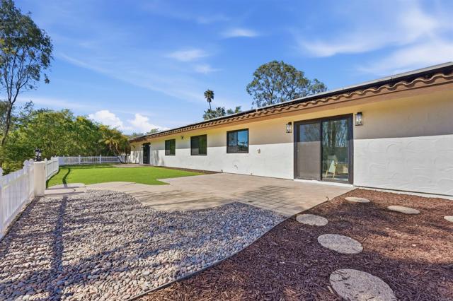 Detail Gallery Image 41 of 46 For 358 Spanish Spur, Fallbrook,  CA 92028 - 3 Beds | 2 Baths