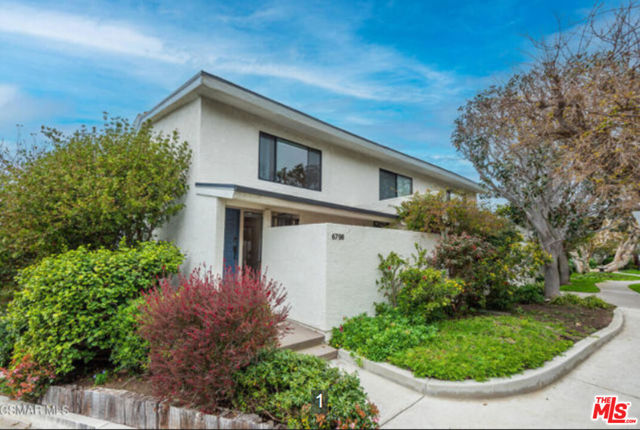 6798 Las Olas Way photo 13
