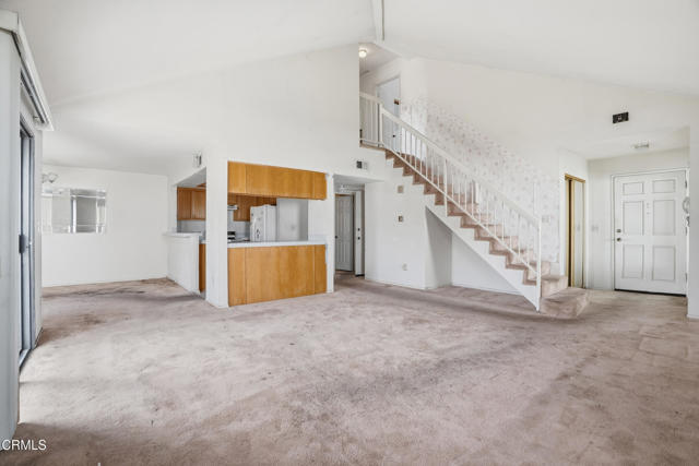 823 Earlham Street, Pasadena CA: https://media.crmls.org/mediaz/e3d570da-d8a0-43e9-95e2-da37bb40685e.jpg