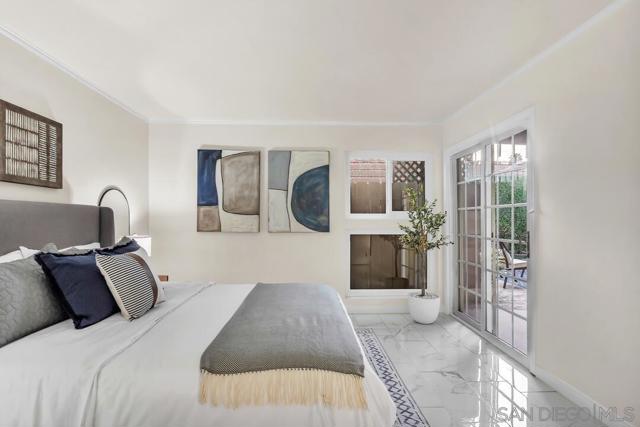2600 Torrey Pines Rd, La Jolla CA: https://media.crmls.org/mediaz/e3d7cb74-4037-4787-974c-46b8a22cd63b.jpg