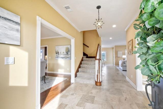 Image 5 of 54 For 2951 Fairview Dr