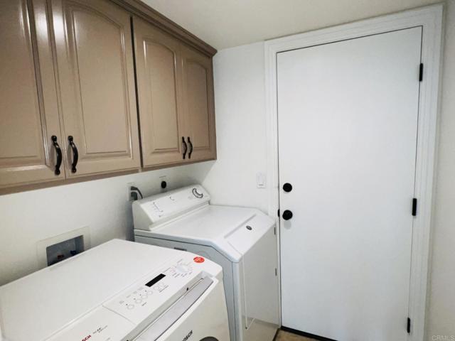 Detail Gallery Image 30 of 65 For 1420 Tres Hermanas Way, Encinitas,  CA 92024 - 4 Beds | 3 Baths