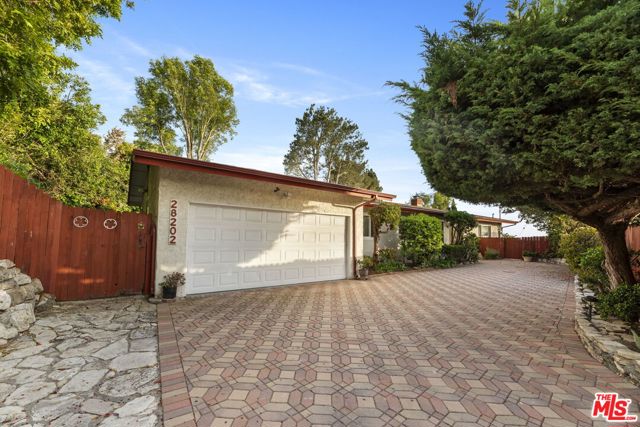 28202 Ambergate Drive, Rancho Palos Verdes, California 90275, 3 Bedrooms Bedrooms, ,2 BathroomsBathrooms,Single Family Residence,For Sale,Ambergate,24400017