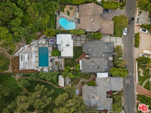 3833 Goodland Avenue photo 64