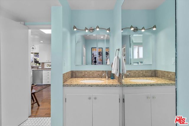 8809 Appian Way, Los Angeles CA: https://media.crmls.org/mediaz/e3d9e6e6-dbc7-4f57-b022-1b4bb132fae8.jpg