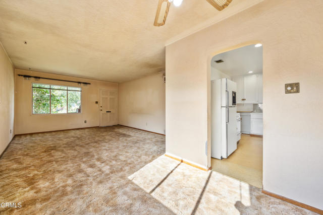 Detail Gallery Image 9 of 36 For 8416 Katherine Ave, Panorama City,  CA 91402 - 3 Beds | 1 Baths